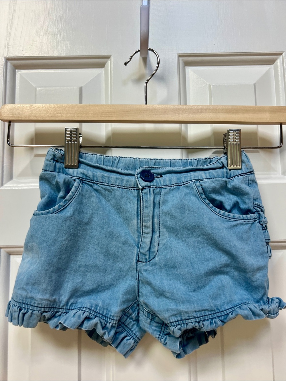Girl’s Ruffle Butts Denim Shorts (Size 4T)